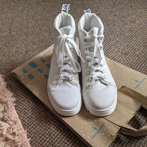 white combs docs